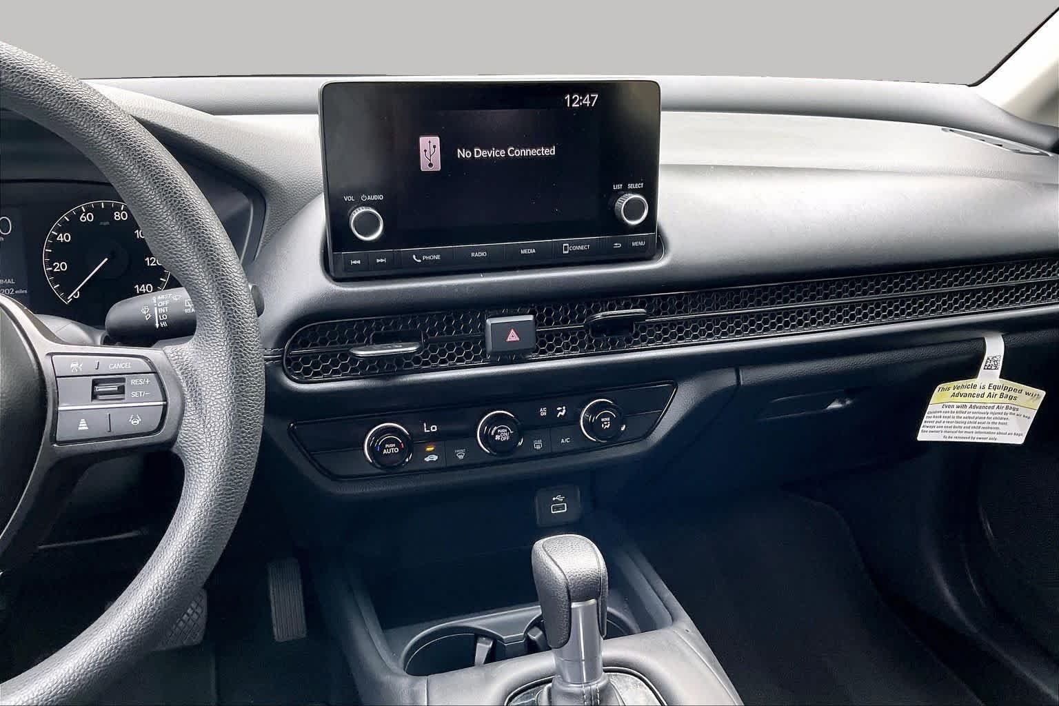 Used 2025 Platinum White Pearl Honda LX image 6