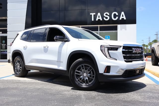 New 2026 Summit White GMC Elevation image 1