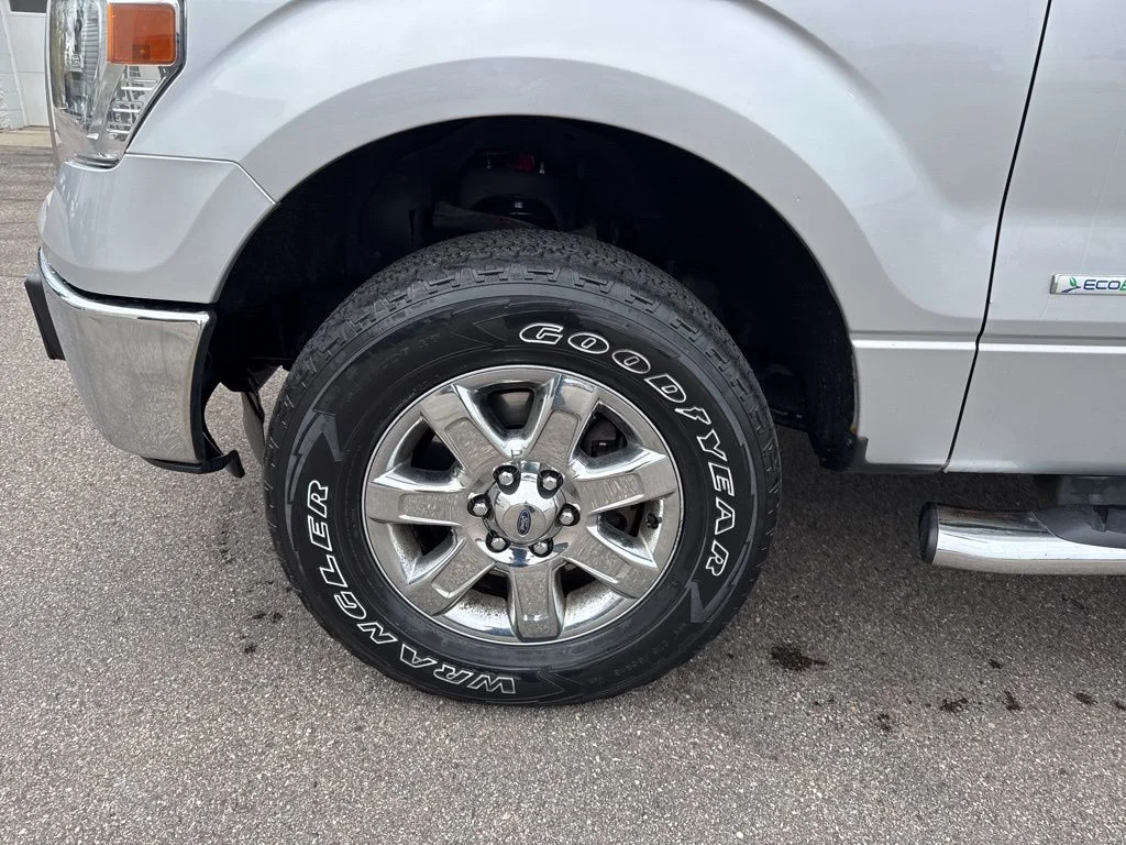 Used 2014 Ingot Silver Metallic Ford XLT image 12