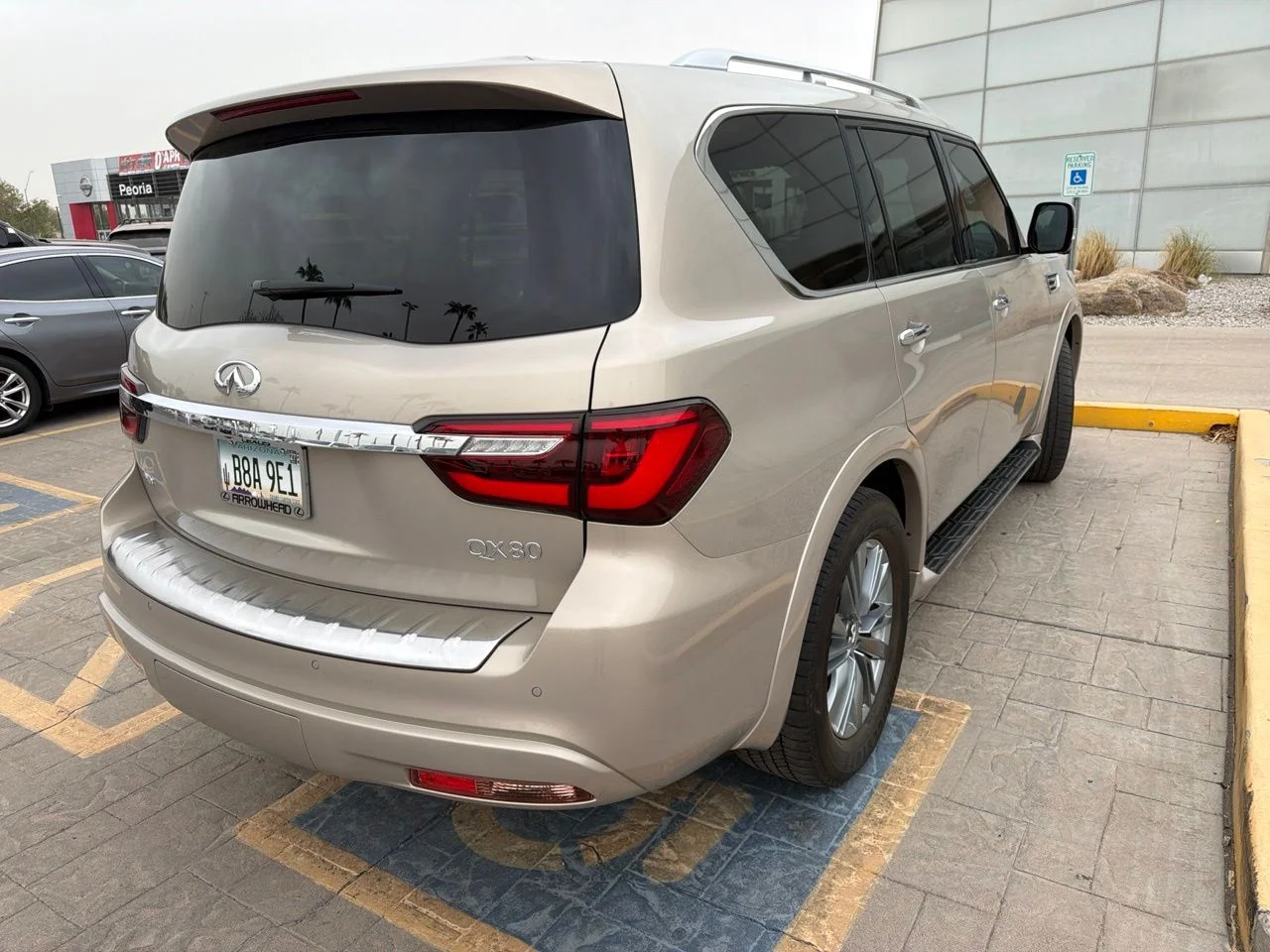 Certified Used 2024 Champagne Quartz INFINITI Luxe image 4