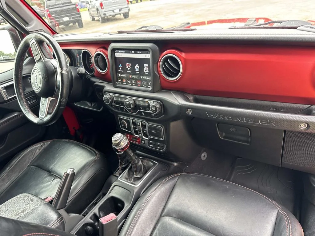 Used 2018 Red Jeep Unlimited Rubicon image 31