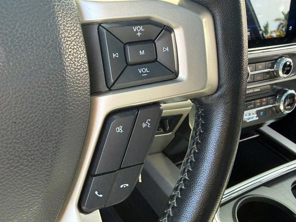 Used 2022 Black Ford Lariat image 30