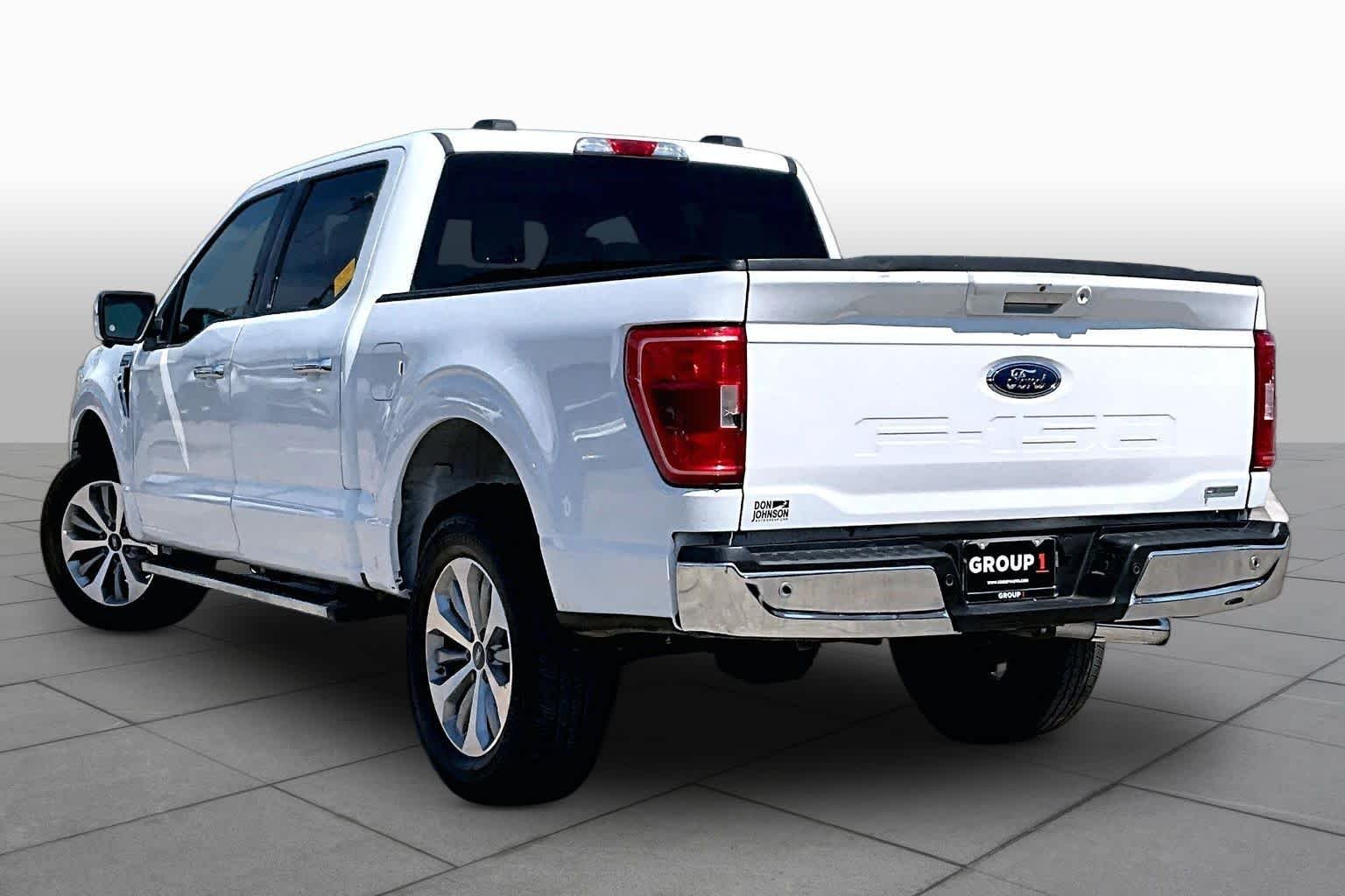 Used 2021 Oxford White Ford XLT image 12