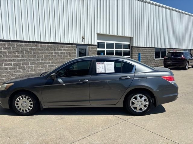 Used 2011 Gray Honda LX image 9