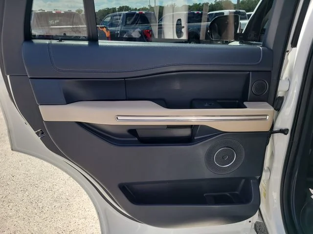 Used 2022 White Ford Limited image 13