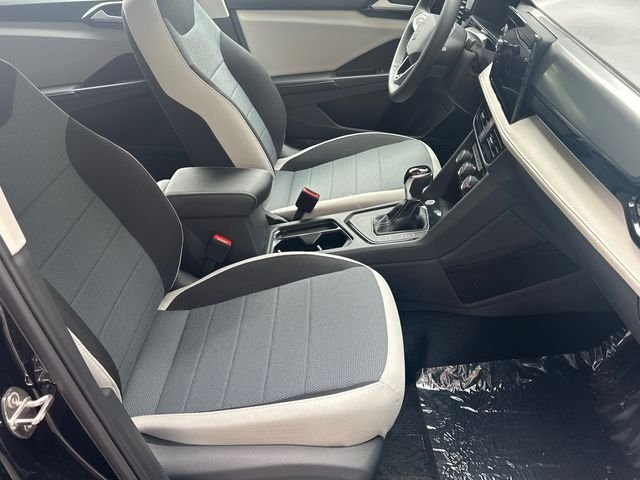 New 2026 Black Volkswagen 1.5T S image 13