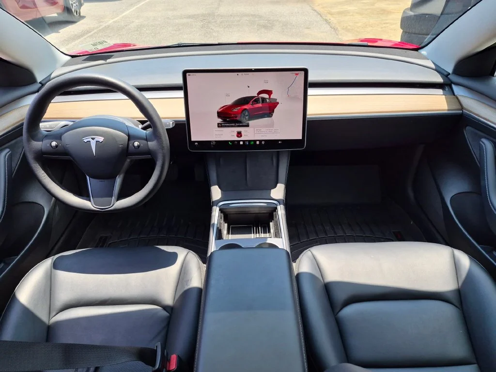 Used 2022 Red Tesla Long Range image 21
