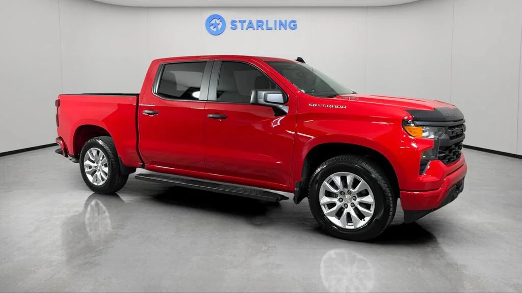 Used 2025 Red Hot Chevrolet Custom image 12