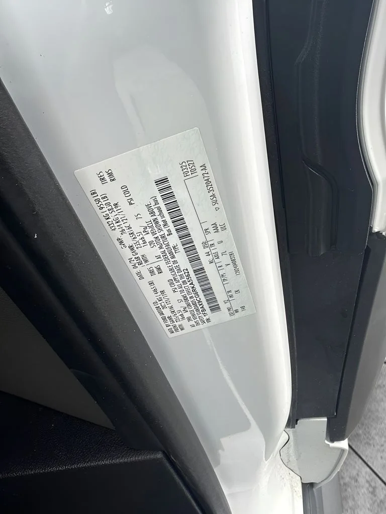 Used 2024 White Ford XL image 17