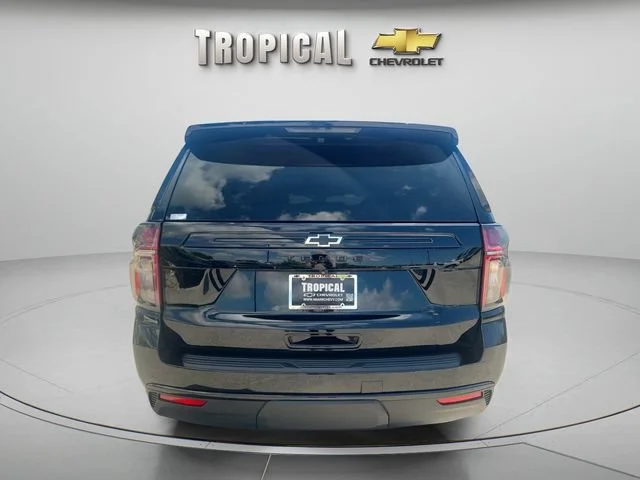 Used 2023 Black Chevrolet Z71 image 4
