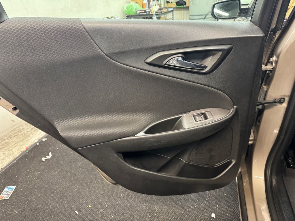 Used 2023 Gray Chevrolet LT image 16