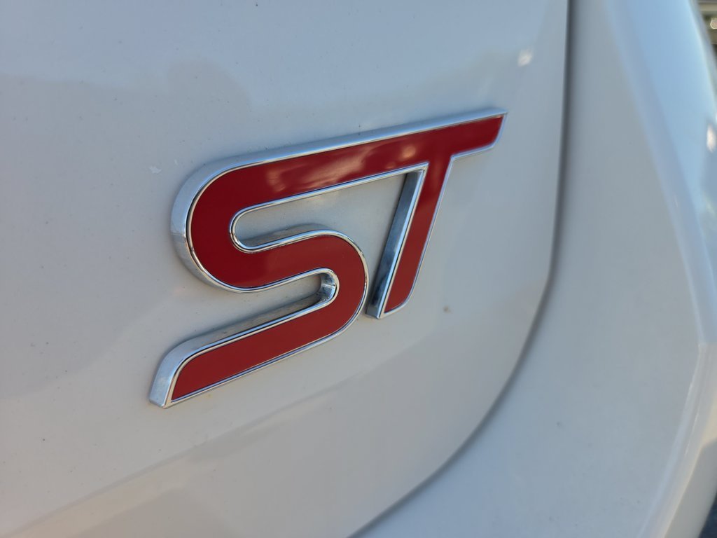 2024 Ford Explorer ST - Photo 29