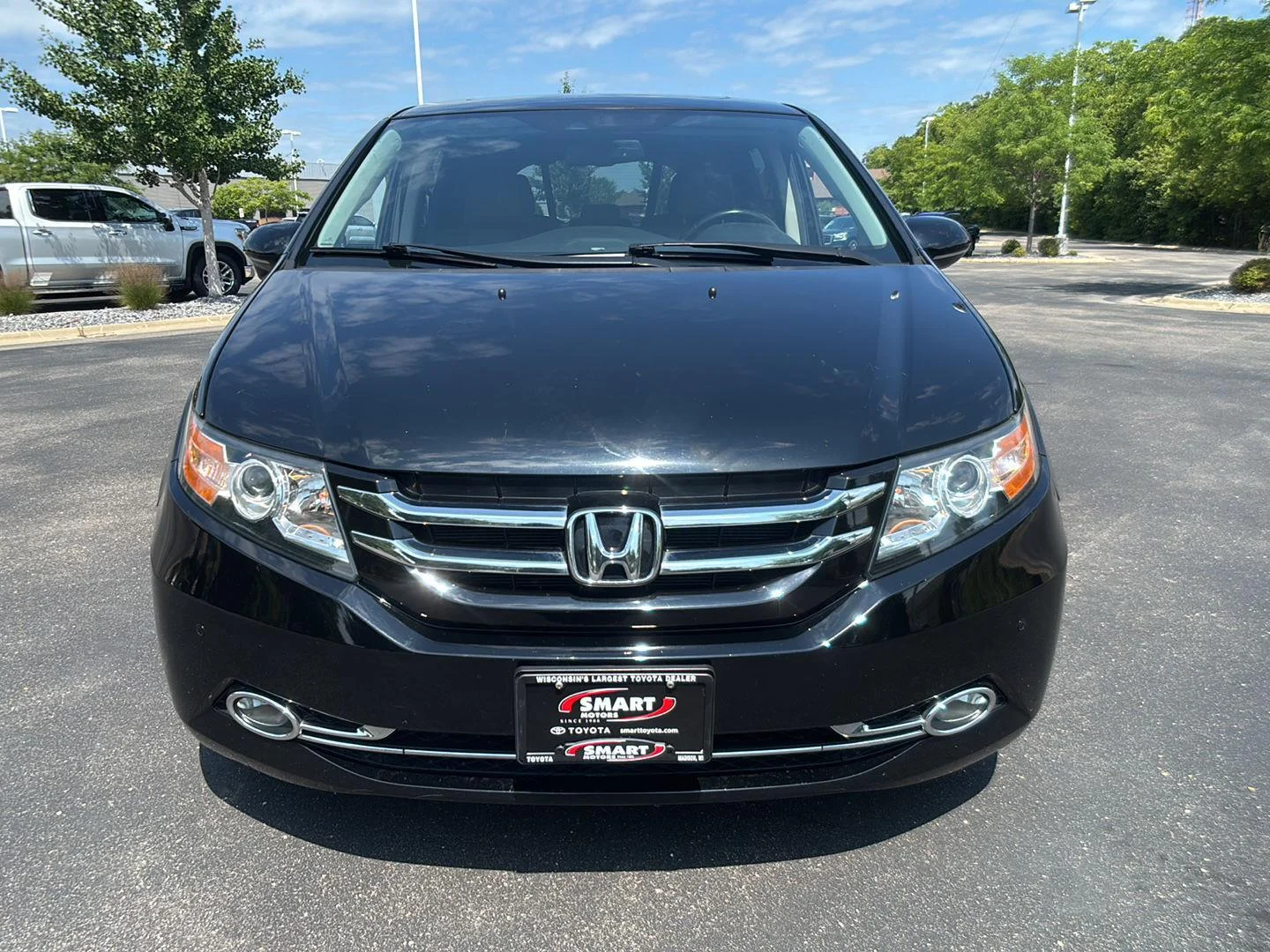 Used 2016 Crystal Black Pearl Honda Touring image 6