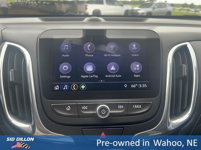 Used 2019 Iridescent Pearl Tricoat Chevrolet Premier image 14