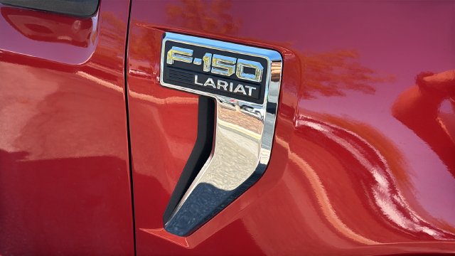 Used 2023 Red Ford Lariat image 39