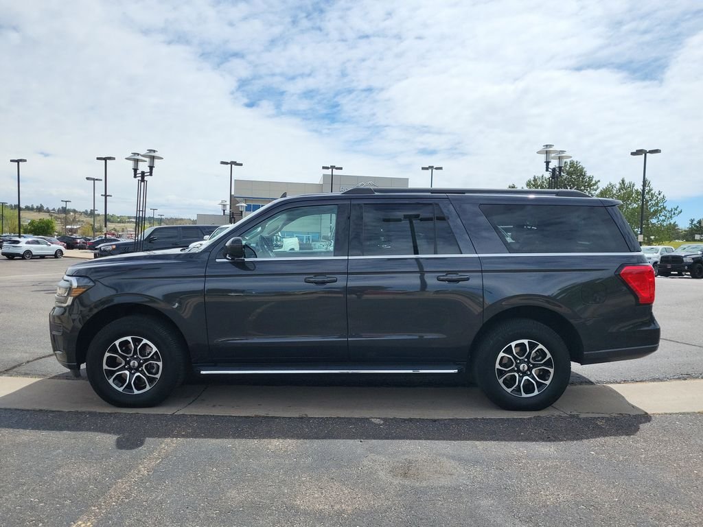 Used 2022 Black Ford XLT image 7