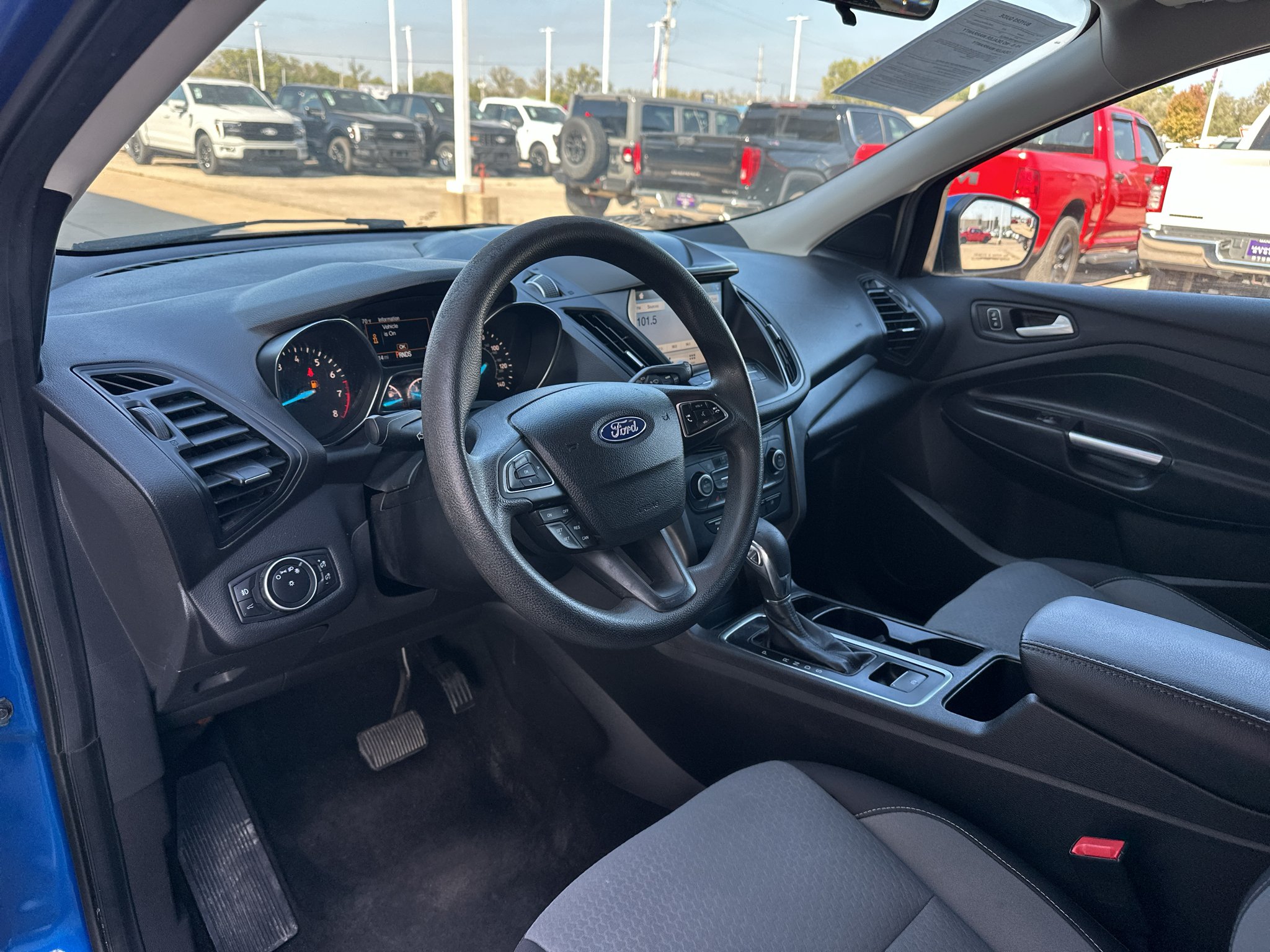 Used 2019 Ford Escape SE with VIN 1FMCU9GD3KUA27859 for sale in Manhattan, KS