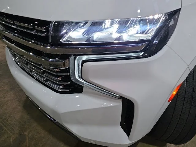 Used 2023 White Chevrolet Premier image 34