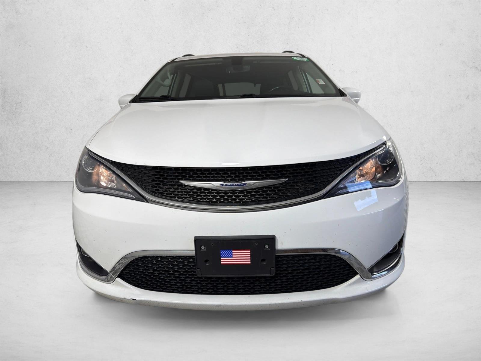 Used 2019 Blue Chrysler Touring L image 8