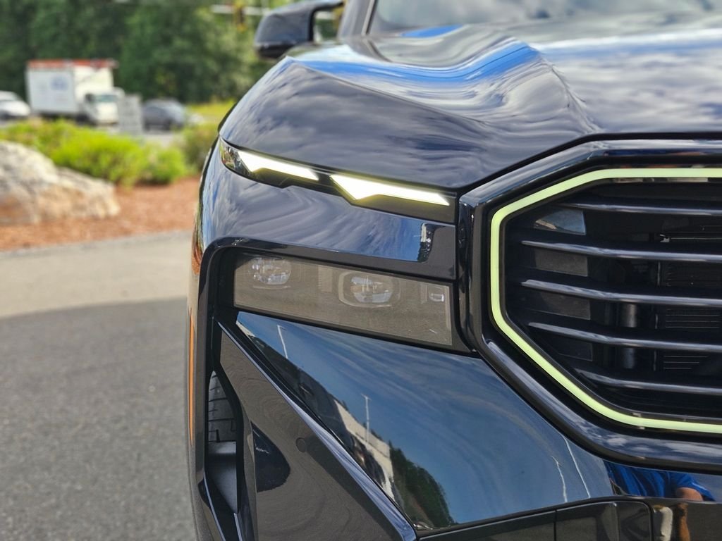 Certified Used 2023 Carbon Black Metallic BMW Base image 9