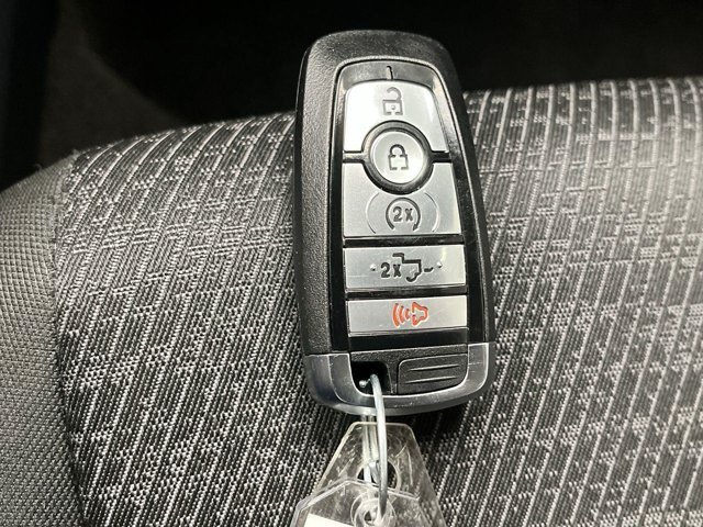 Used 2023 Avalanche Ford XLT image 30