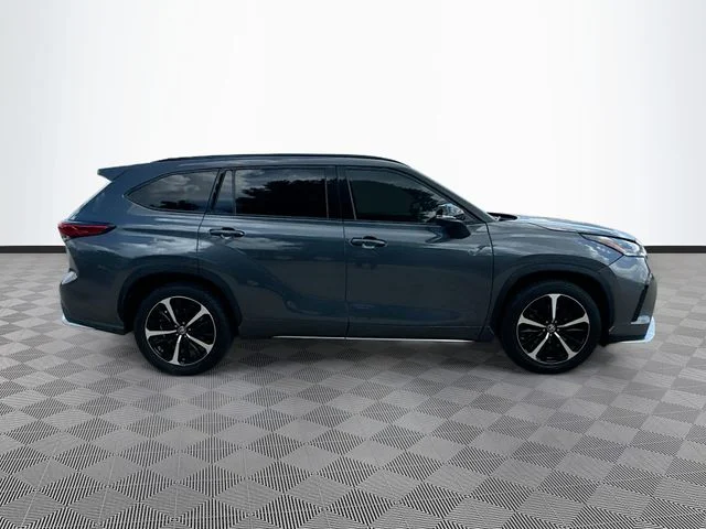 Used 2022 Gray Toyota XSE image 8