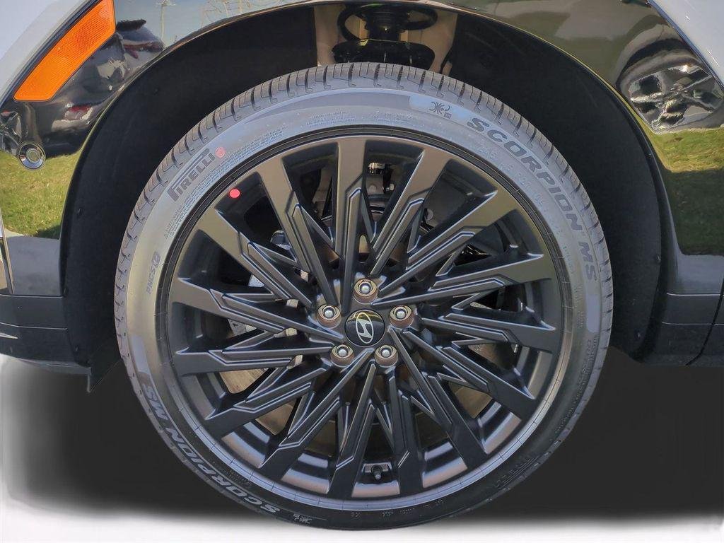 New 2026 White Hyundai Calligraphy FWD image 11