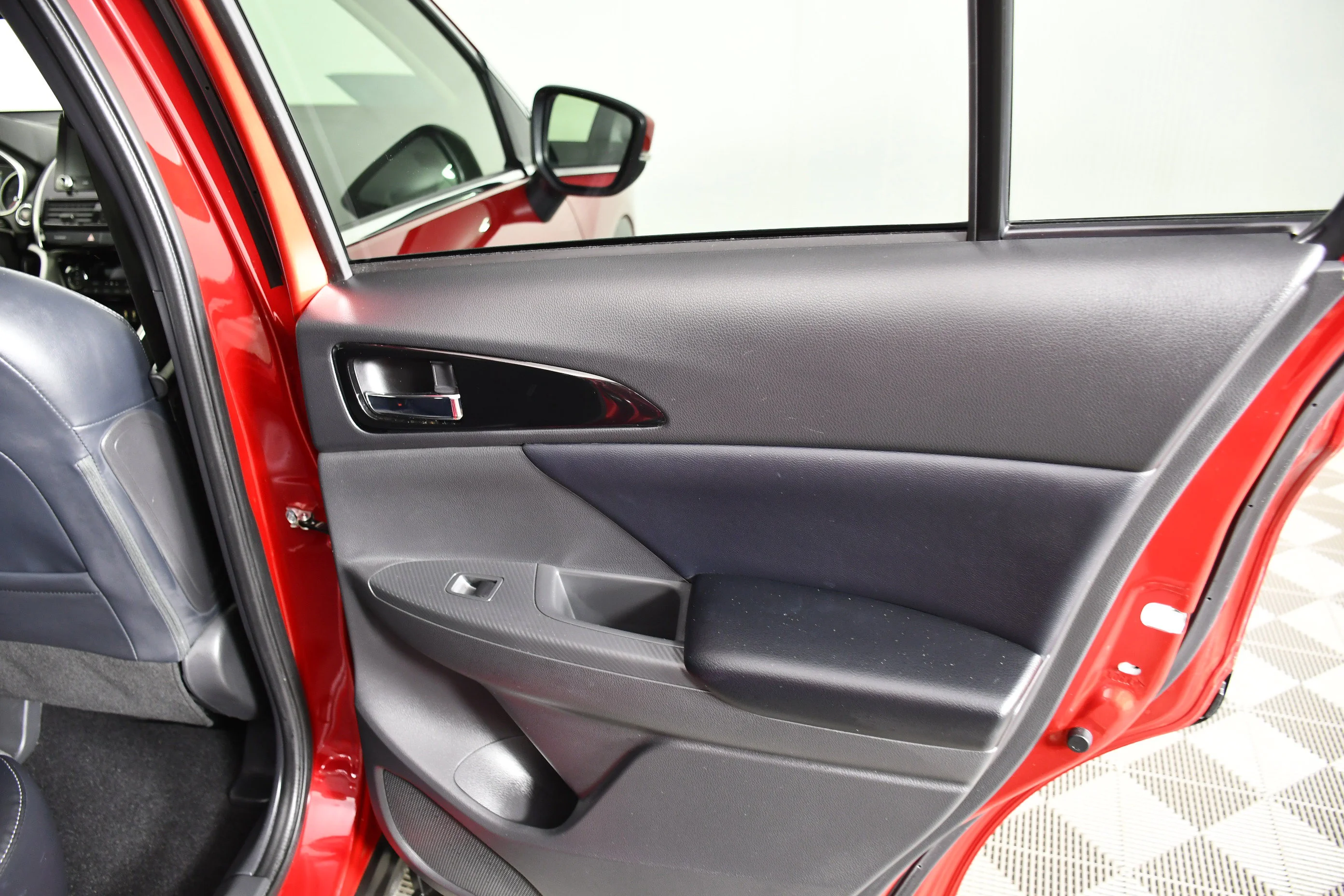 Certified Used 2024 Red Diamond Mitsubishi SE image 42