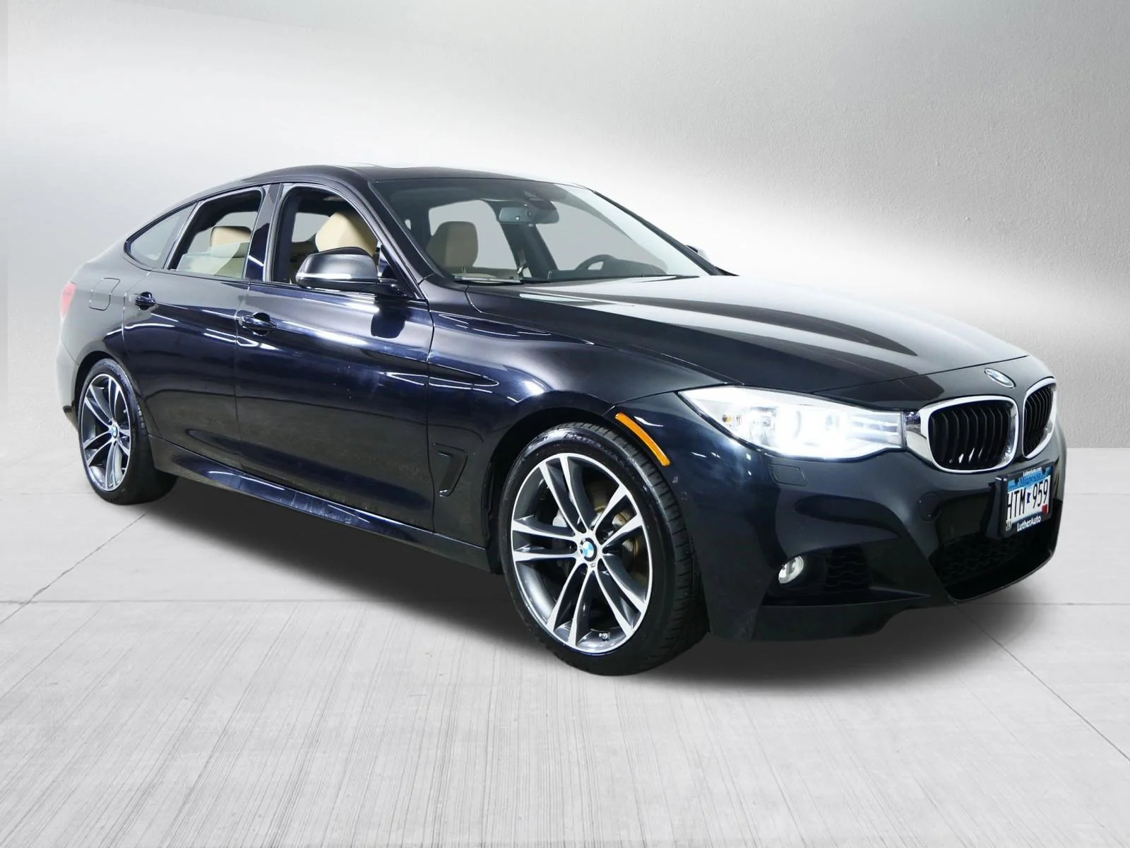 2016 BMW 3 Series 335i xDrive Gran Turismo's photo