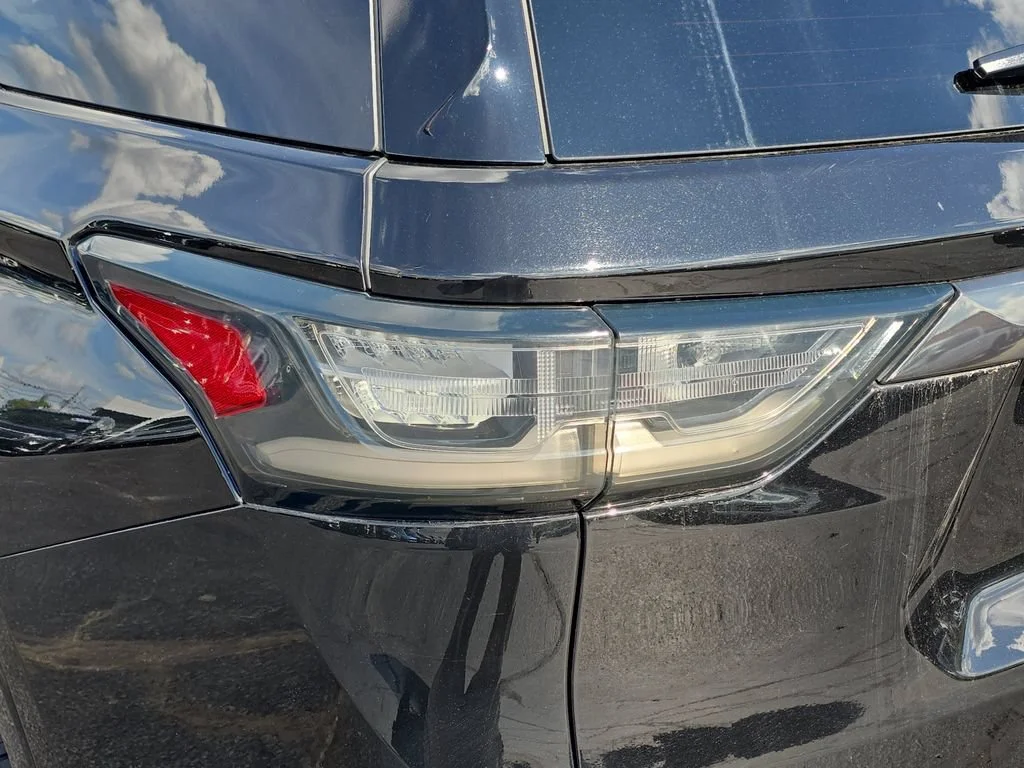 Certified Used 2021 MOSAIC BLACK METALLIC Chevrolet Premier image 36
