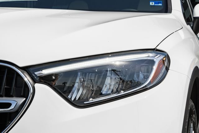 New 2026 Polar White Mercedes-Benz GLC 300 image 13