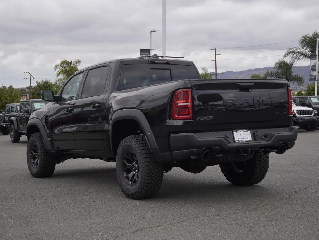New 2026 Diamond Black Crystal Pearl-Coat Exterior Paint RAM RHO image 5