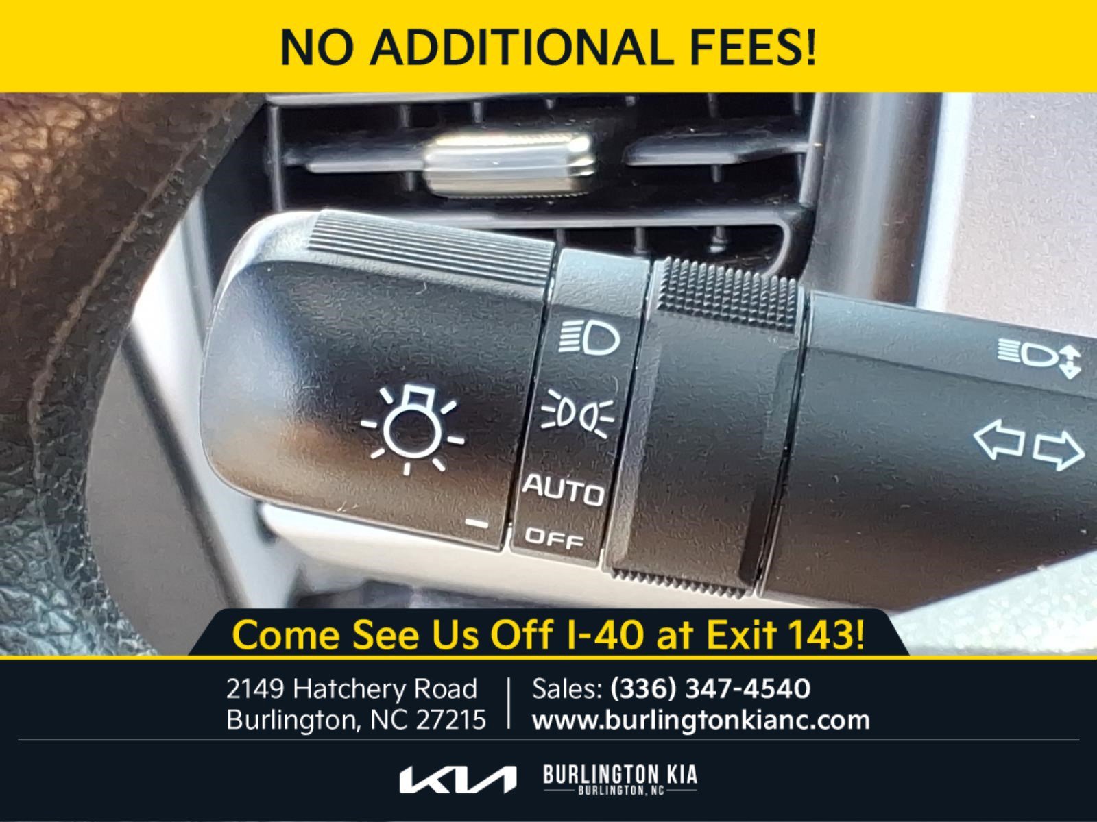 Used 2023 Clear White Kia LX image 18