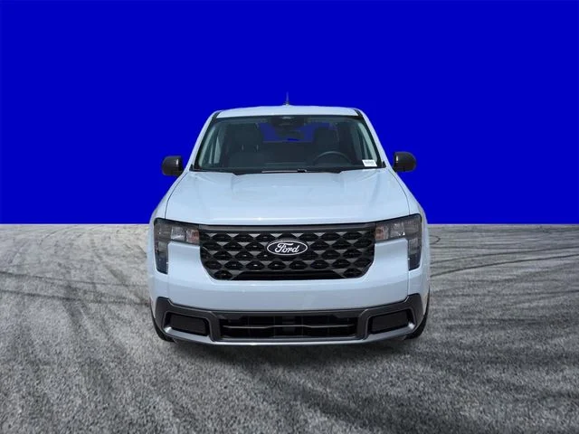 New 2026 Space White Metallic Ford XLT image 9
