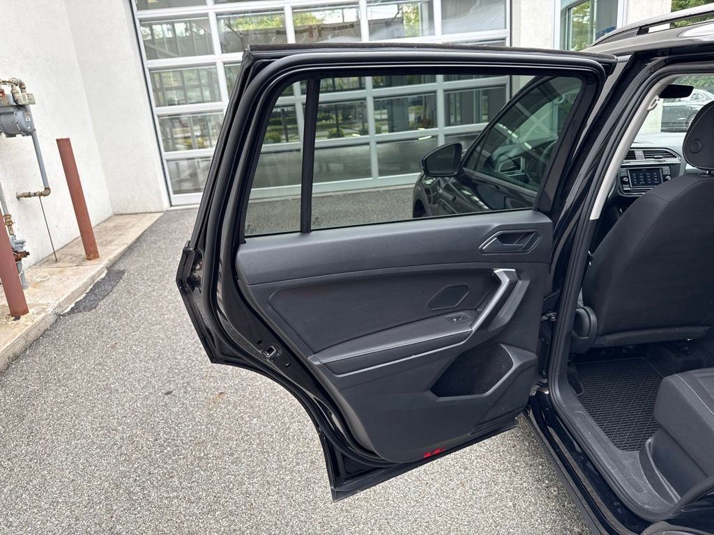 Used 2024  Volkswagen 2.0T S image 11