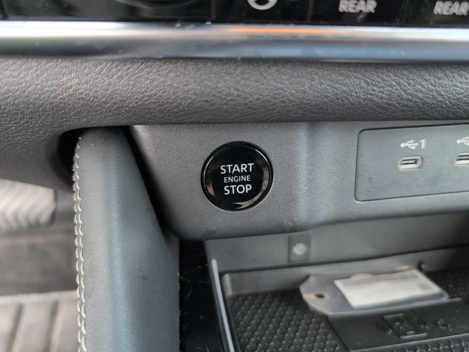 Used 2026 Super Black Nissan Platinum image 20