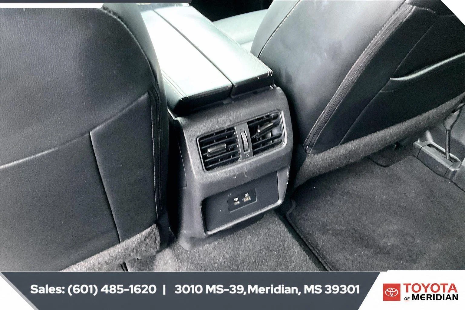 Used 2023 Caspian Blue Metallic Nissan SL image 24