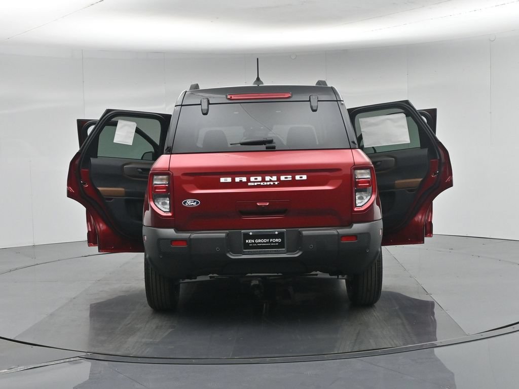New 2026 Ruby Red Metallic Tinted Clearcoat Ford Outer Banks image 36