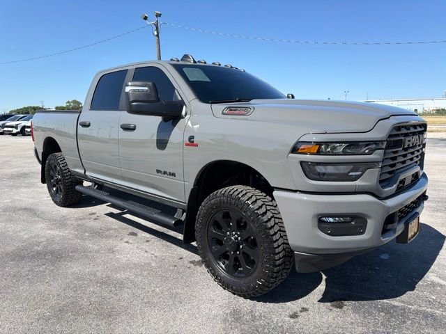 Used 2026 White Ram Big Horn image 1