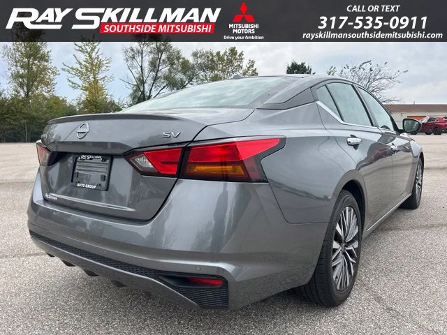 Used 2024 Gray Nissan 2.5 SV image 5