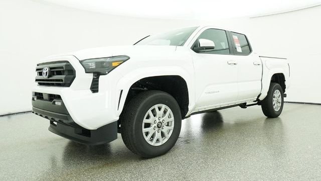 New 2026 White Toyota SR5 image 7