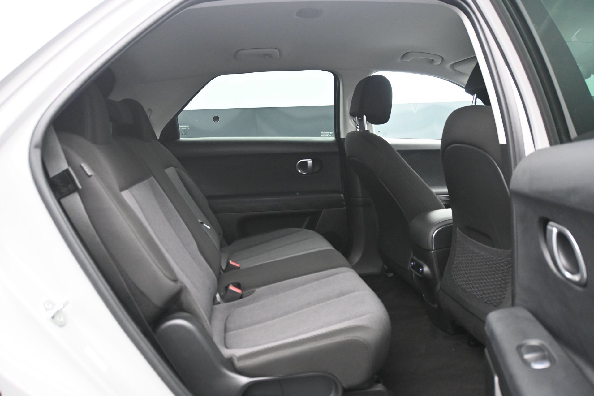 Used 2024 Cyber Gray Hyundai SEL AWD image 14