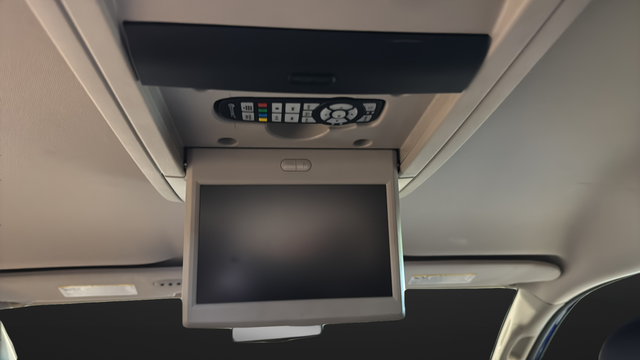 Used 2019 Indigo Blue Clearcoat Dodge  image 28