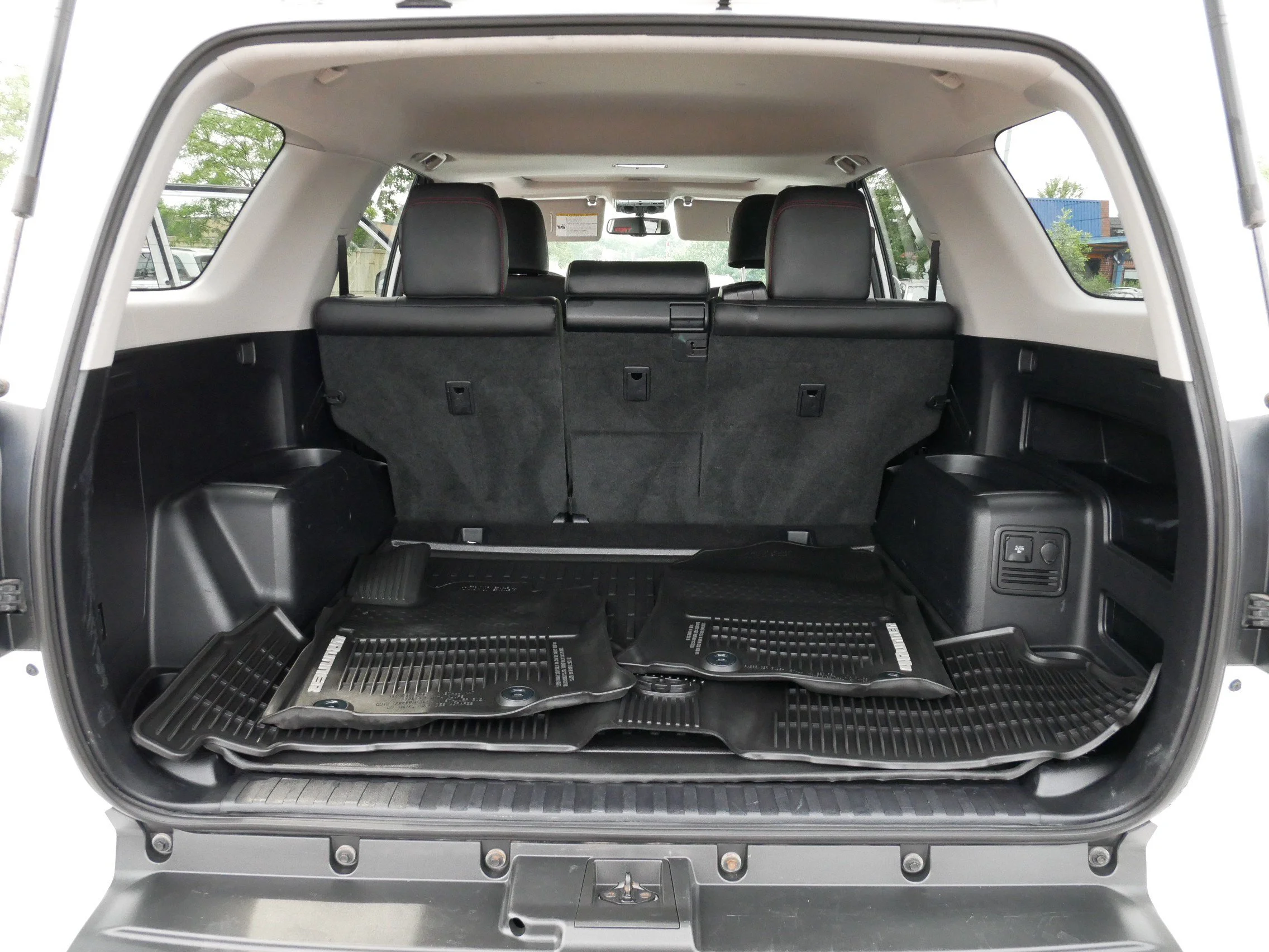 Used 2019 Super White Toyota TRD Off Road Premium image 18