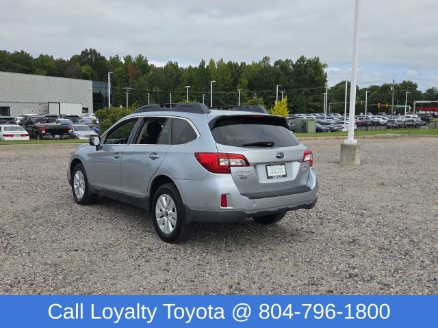 Used 2015 Silver Subaru 2.5i Premium image 3