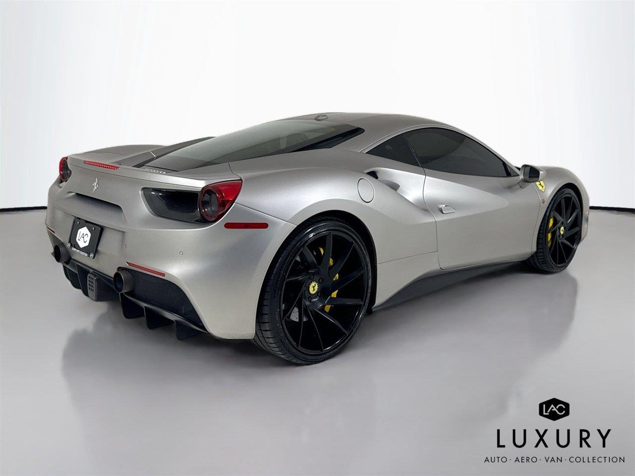 Used 2016 Matte Argento Nurburgring Ferrari Factory Matte Paint | Forgiato Wheels | Full Carbon Interior image 7