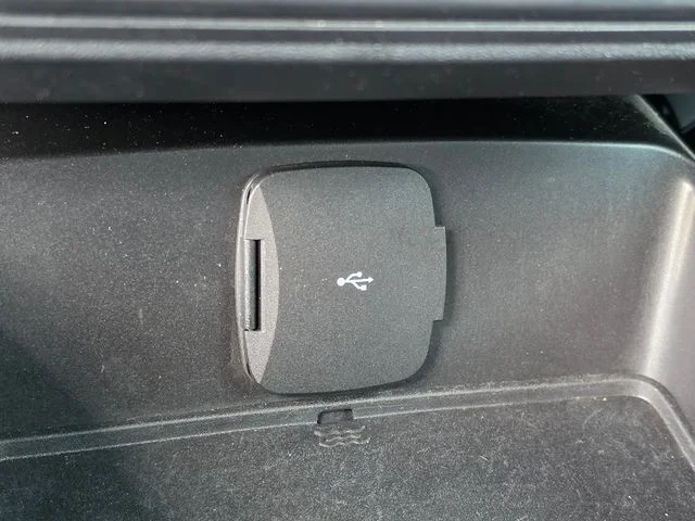 Used 2022 White Ford Black Diamond image 24