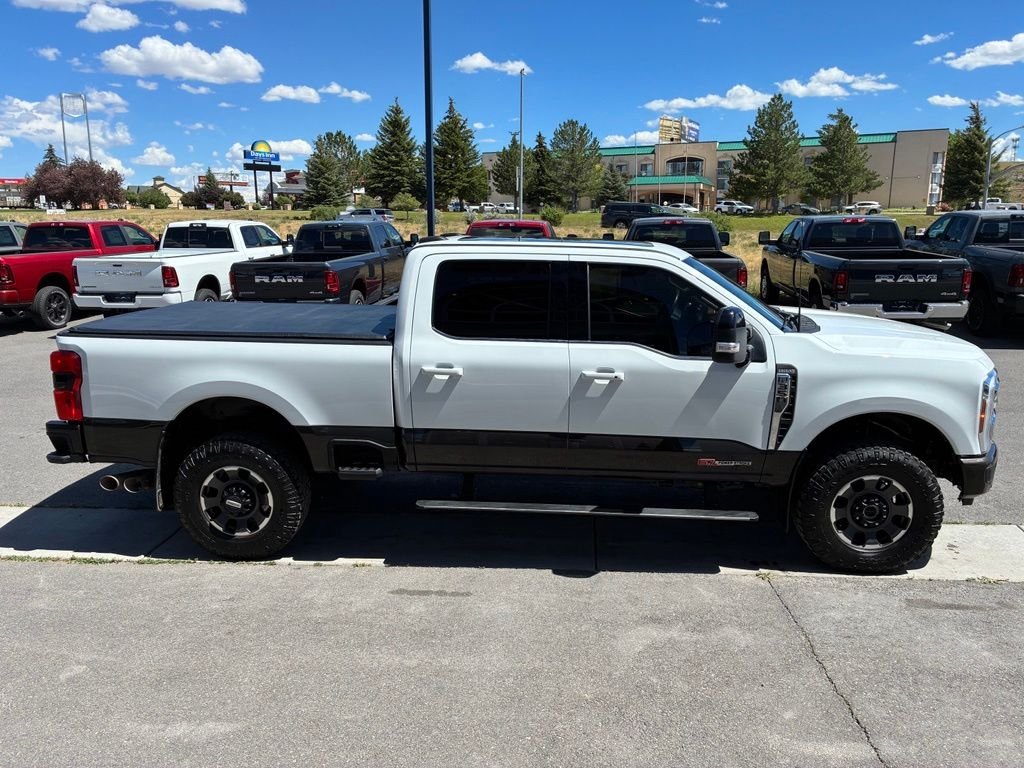 Used 2024  Ford King Ranch image 10
