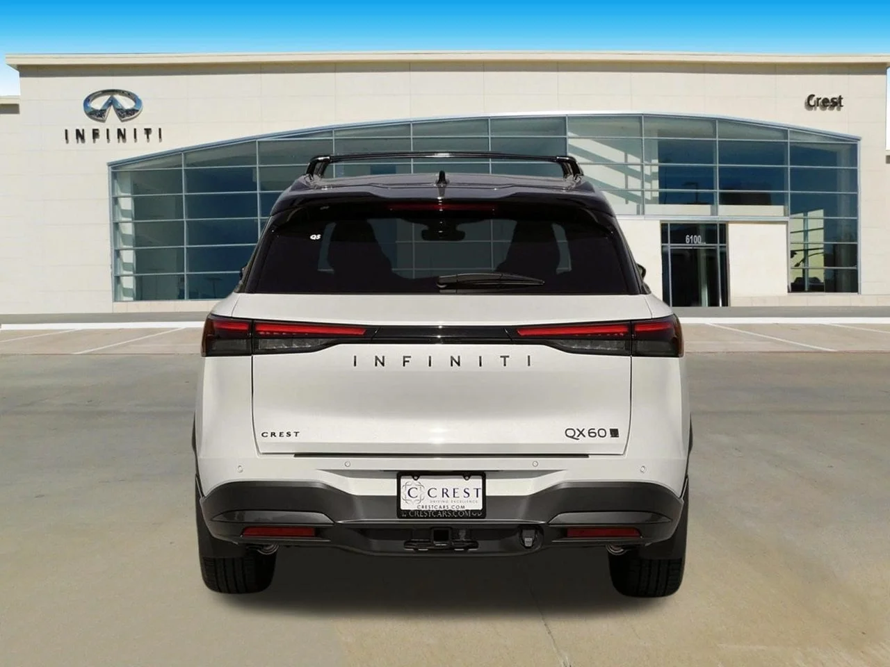 New 2027 2T RAD WHT INFINITI Autograph AWD image 17