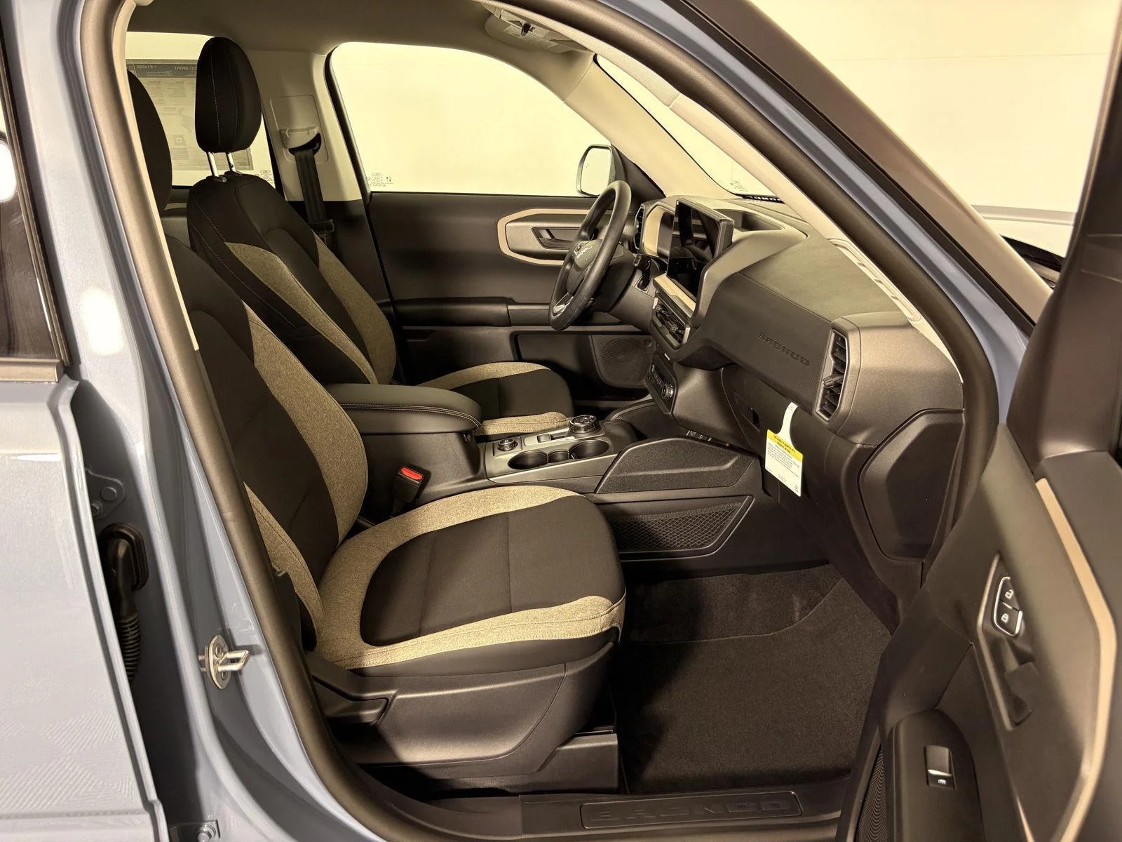 Used 2026 Azure Gray Metallic Tri-Coat Ford Big Bend image 23
